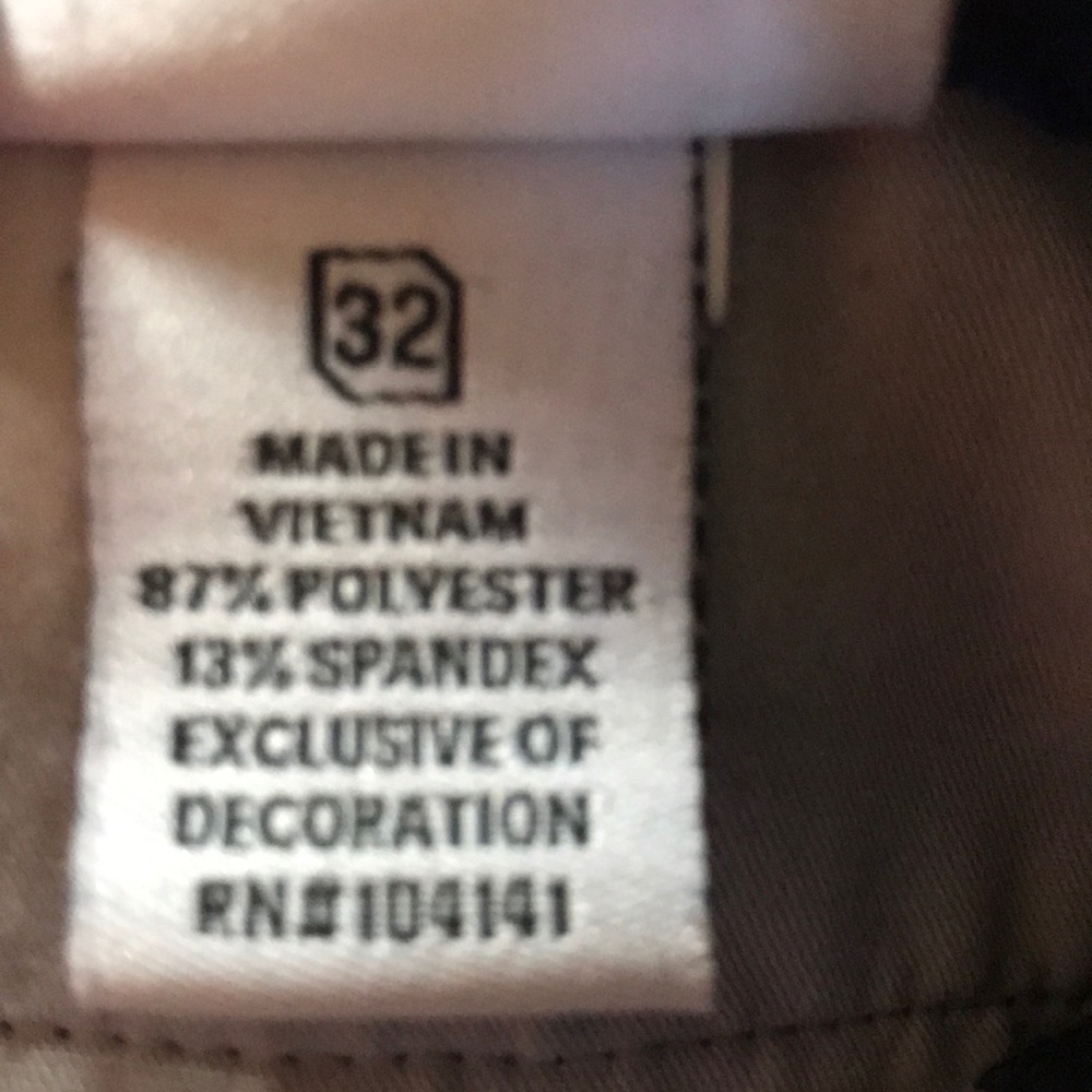 Golf shorts - Picture 3 of 3